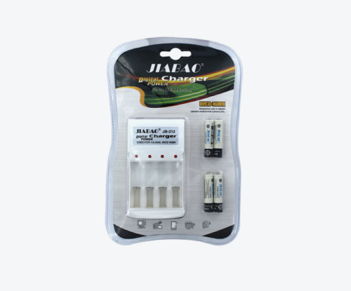 Cargador de baterías AA/AAA con 4 baterías AAA- Marca Jiabao